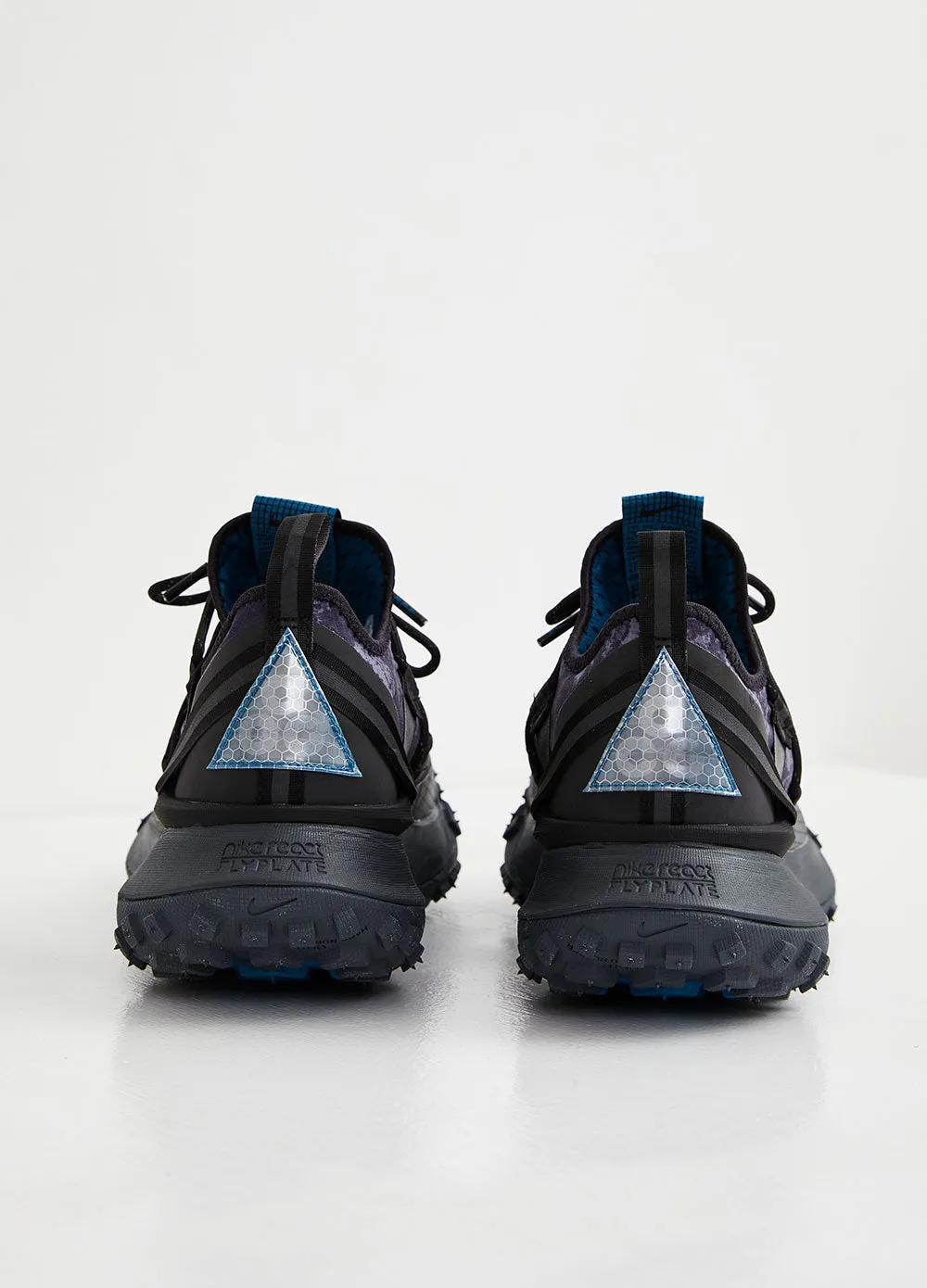 ACG Mountain Fly Sneakers